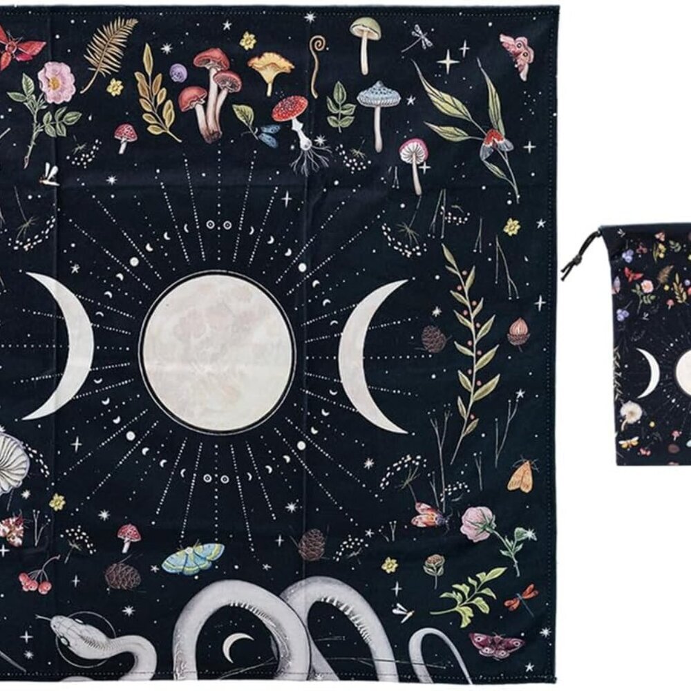 Altar Cloth, Thick Velvet Fabric Celtic Triple Moon Pentagram Tarot Cloth, Wicca